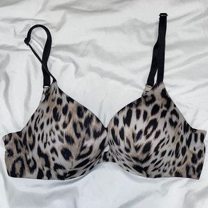 BRAND-NEW Victoria’s Secret Leopard Push-Up Bra